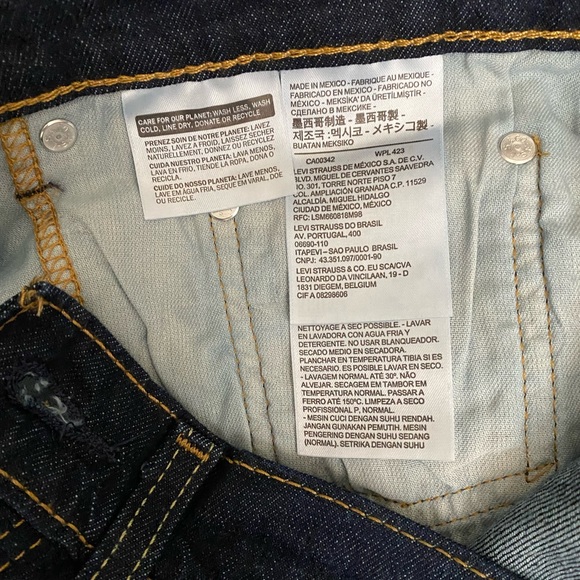 Levi’s 505 Regular Straight Fit Jean - Picture 8 of 9